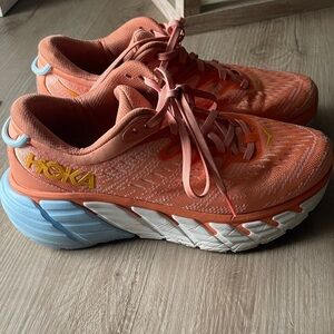 Hoka Women's Coral Sneakers